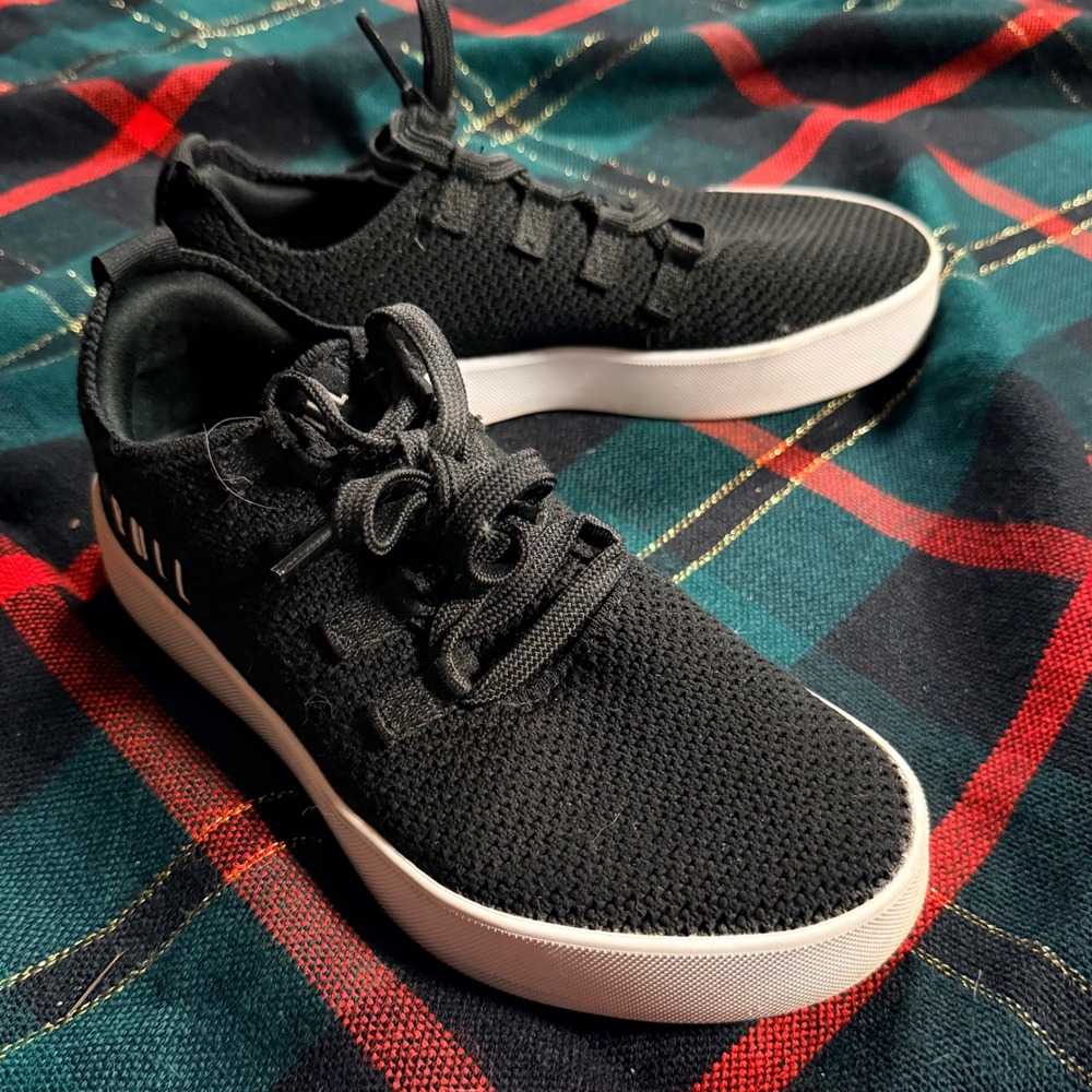 NOBULL Women's Allday Knit Sneakers Black White Athletic Running Shoes Size 6